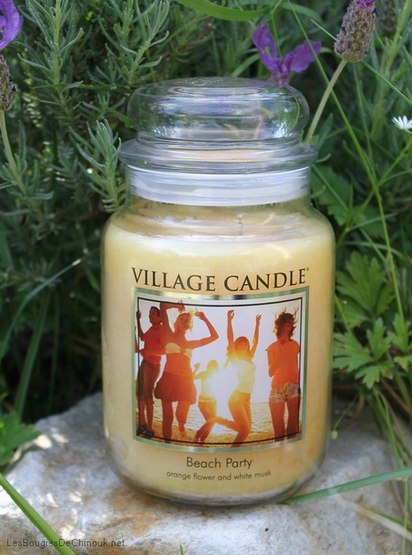 beach-party-village-candle 