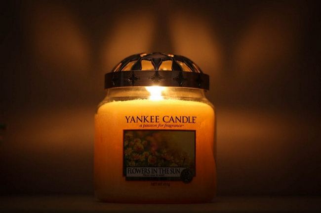 Flower in the sun Yankee candle